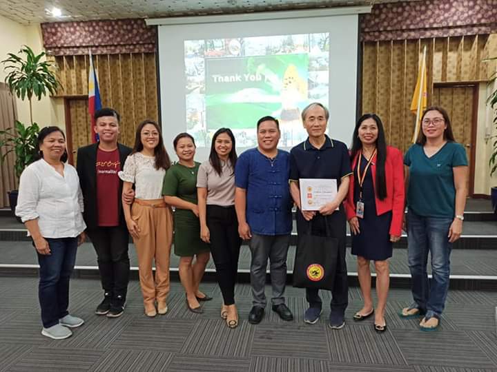 Graduate students and educators learn new trends in food processing